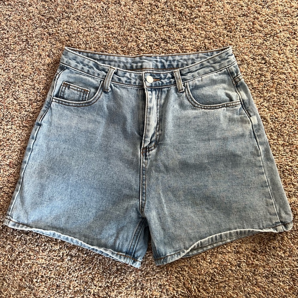Mom Jean short